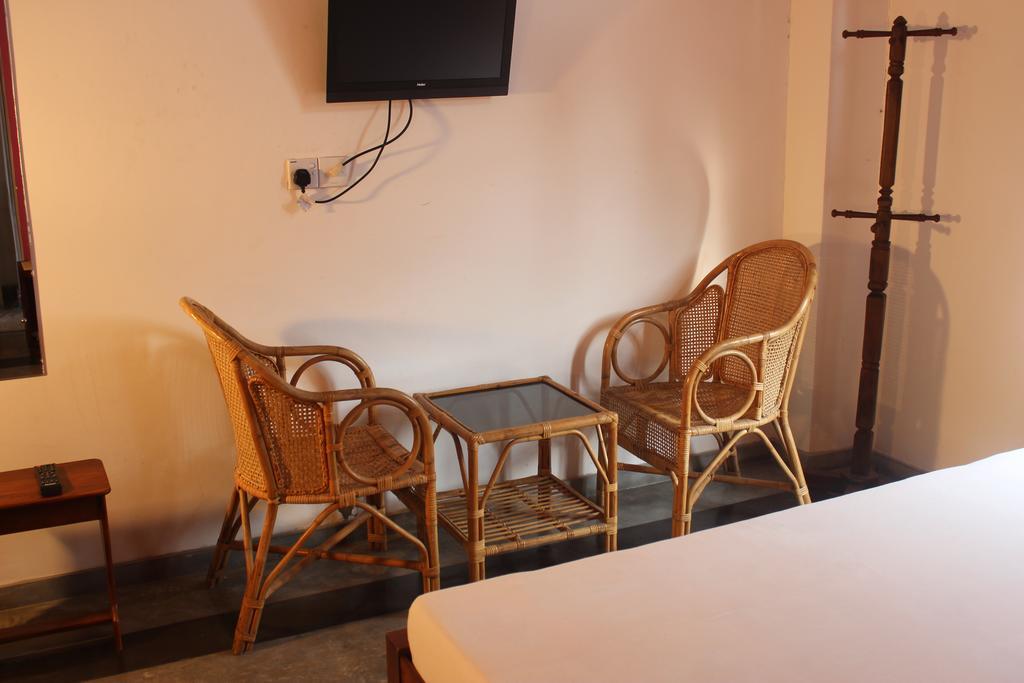 Sanras Hotel Galle Buitenkant foto