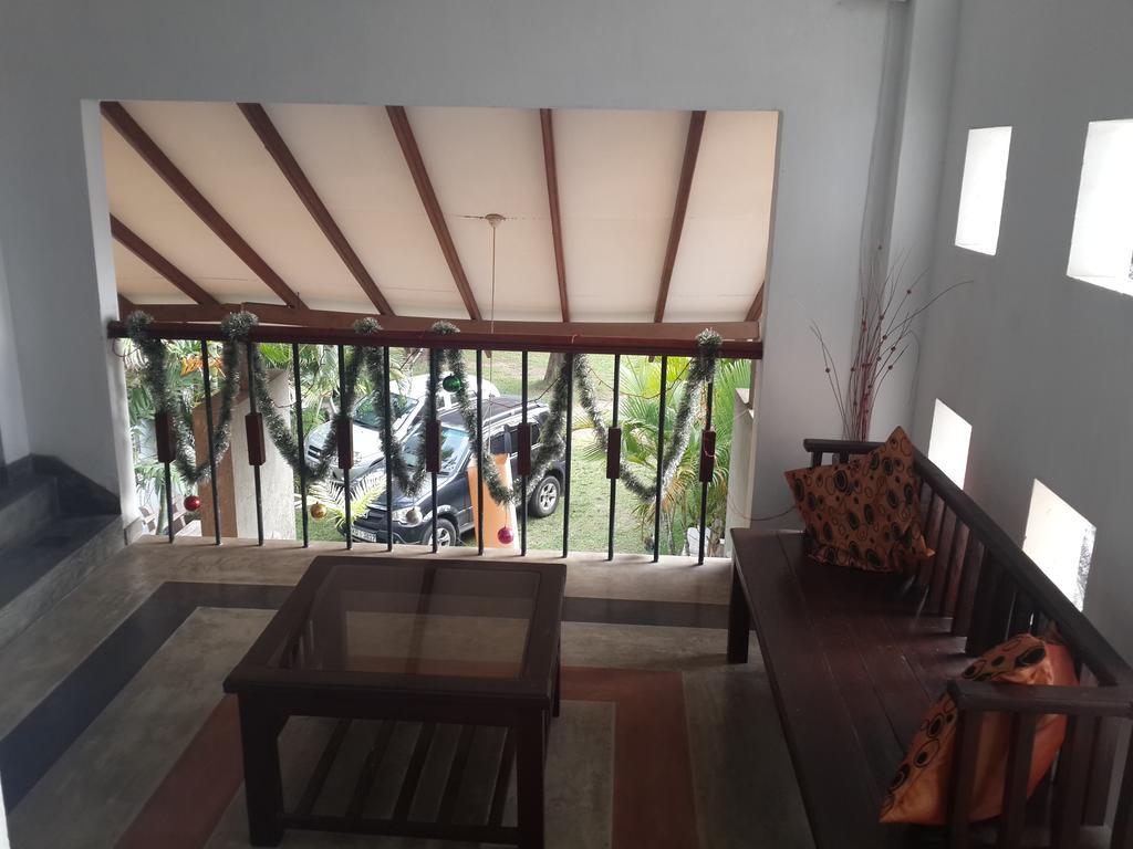 Sanras Hotel Galle Buitenkant foto