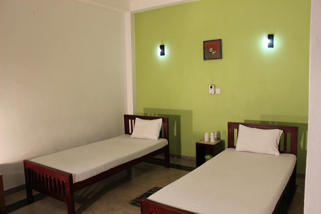 Sanras Hotel Galle Buitenkant foto
